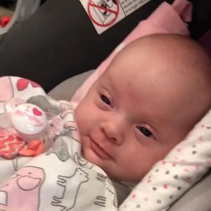 Meet your Posher, Caitlin